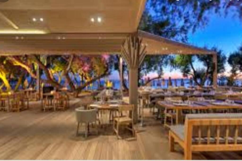 Ecostay-Serenity,Business Class Apartment By The Sea In Alimos Kalamaki アテネ エクステリア 写真